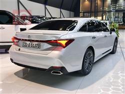 تويوتا أفالون